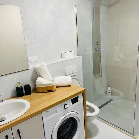 Apartment Snc V